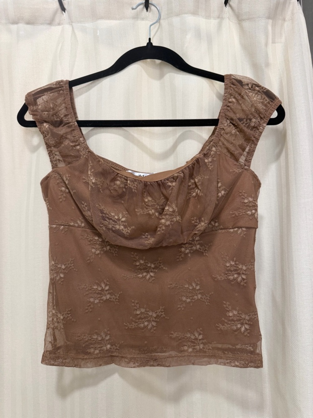 Madden Girl Brown Floral Lace Scoop Neck Camisole
